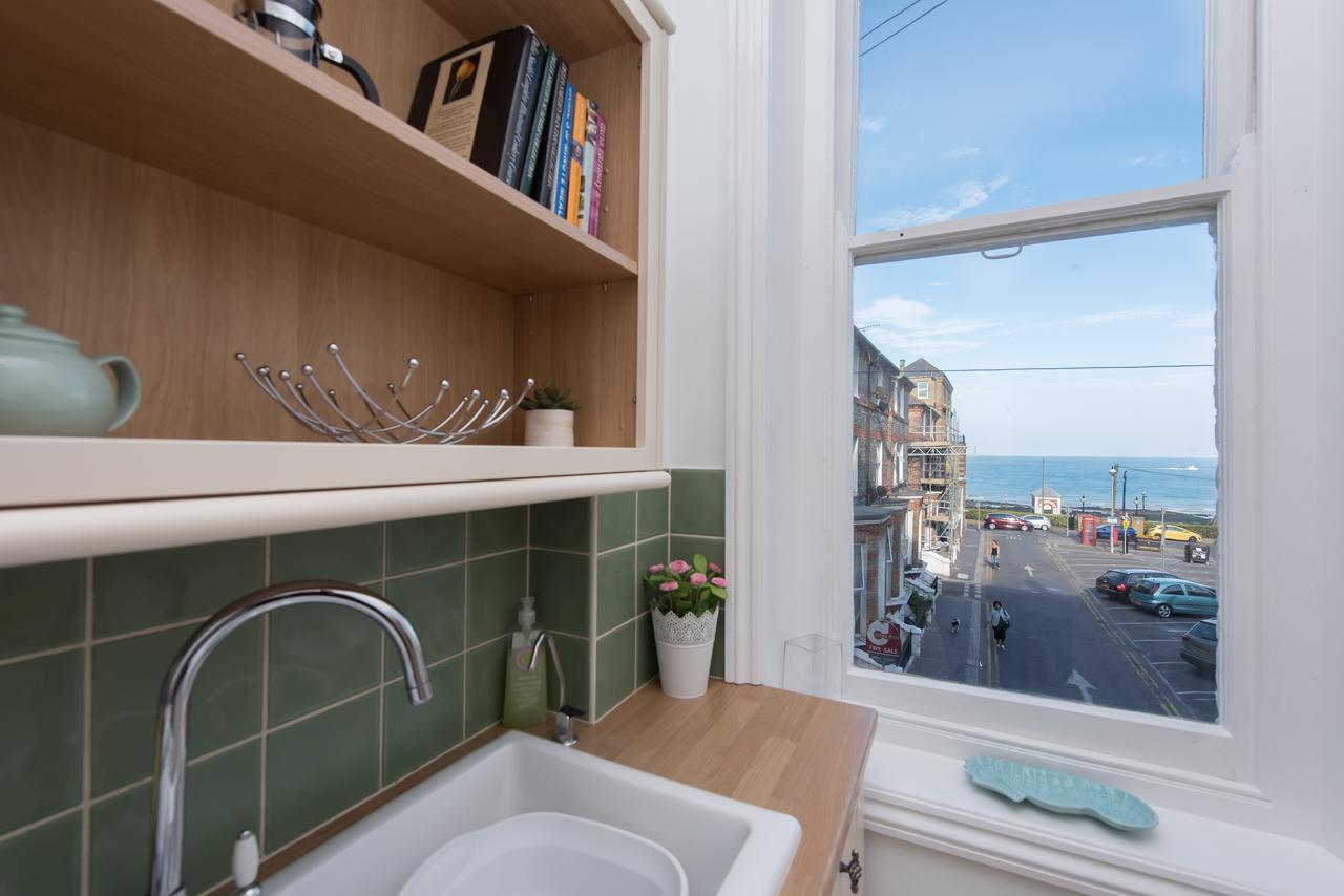 Fantastic Sea View, 1 Bed Sleeps 2 Apartment Бродстеърс Екстериор снимка
